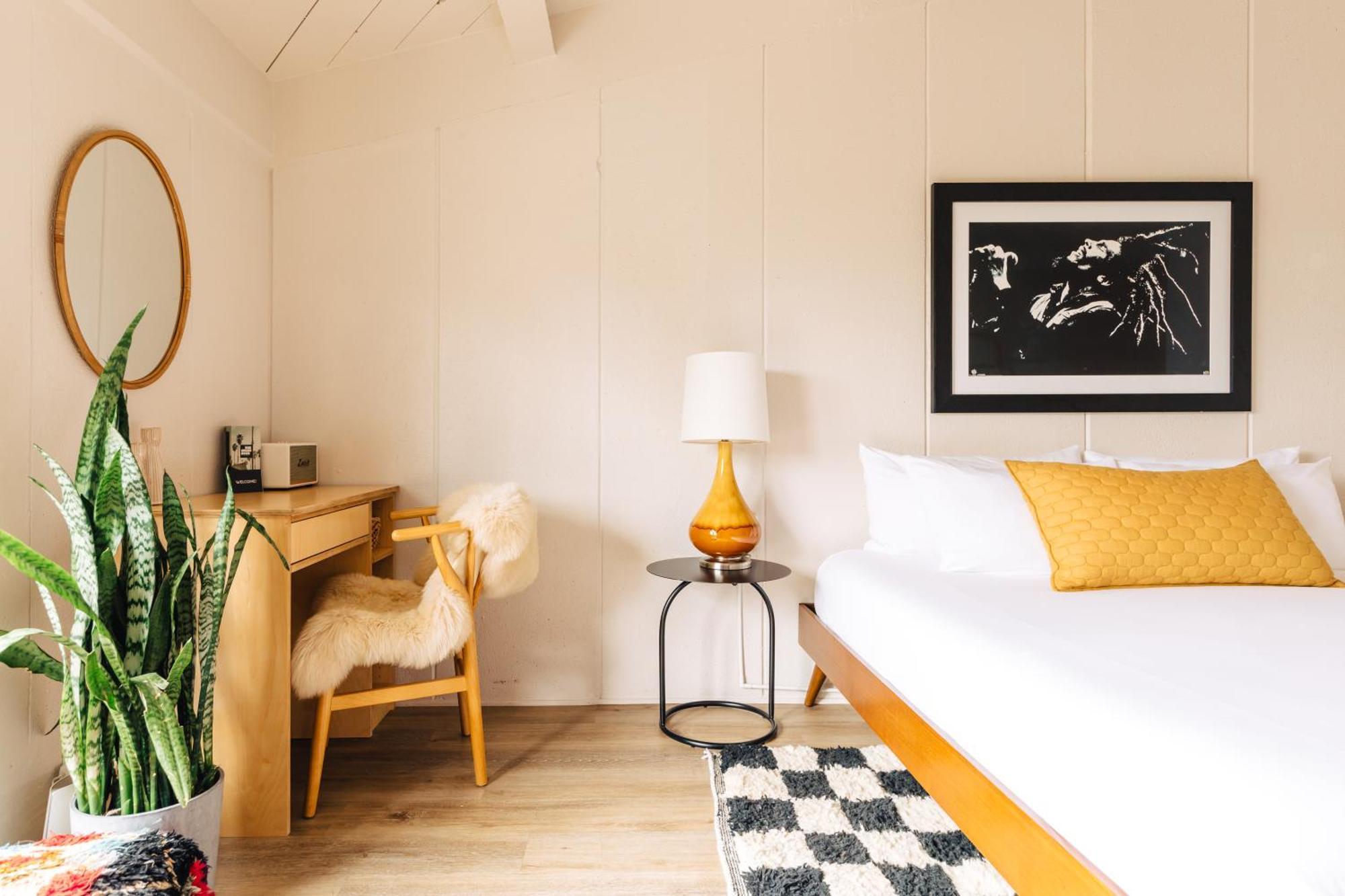 The Green Room Hotel Оушънсайд Екстериор снимка
